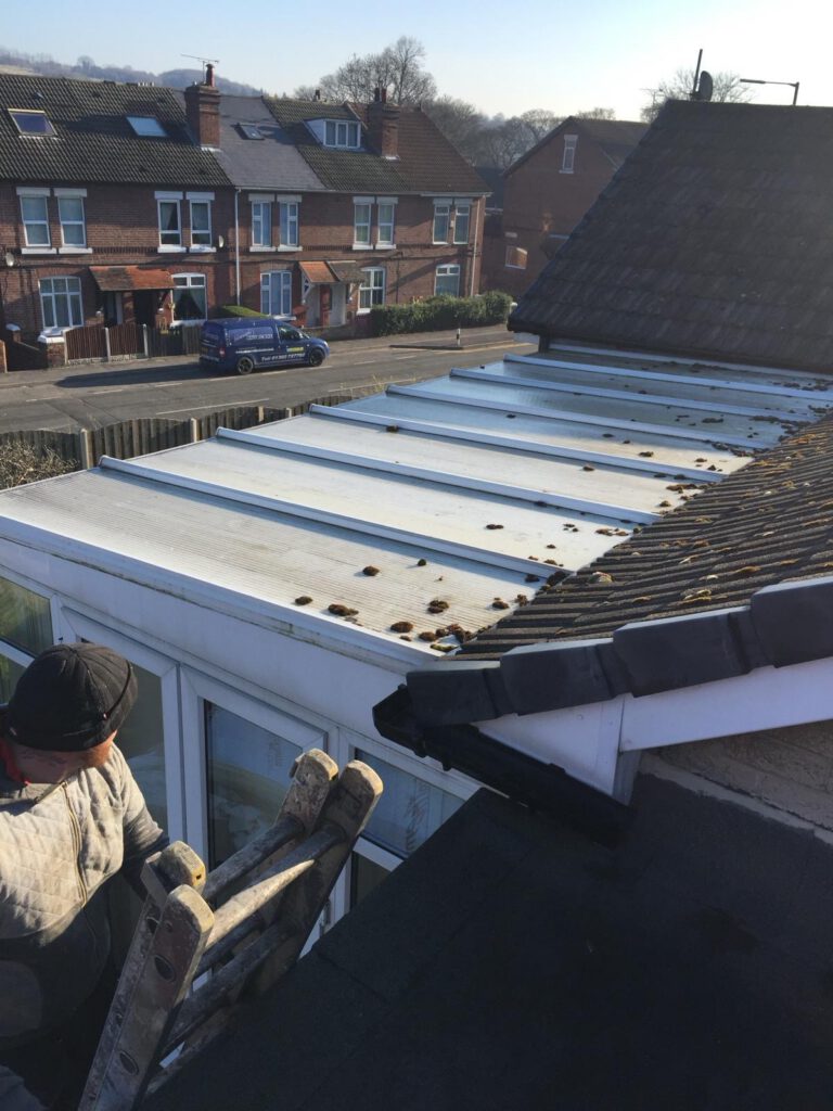 Elevate Midlands Ltd is a trusted, local roofing company led by George Broadway, who brings over 20 years of hands-on experience in the roofing industry. Based near Evesham in Worcestershire, George has built a strong reputation for delivering reliable workmanship, honest advice and high standards on every project.