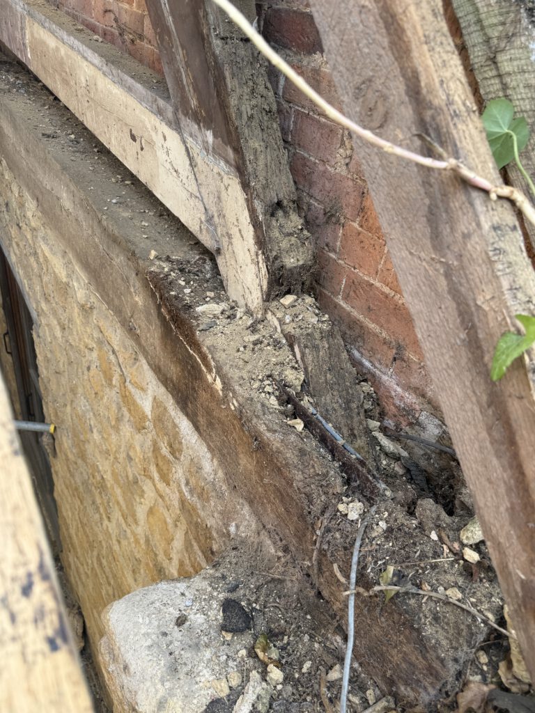 Roof Repairs Not every roofing issue requires a full replacement. Our roof repair service quickly identifies and fixes problems before they worsen. We repair: Leaking roofs Slipped or broken tiles Damaged flashing Ridge tile issues Minor storm damage Prompt repairs help prevent structural damage and costly internal repairs. 📞 Call 07484742675 for a fast response.