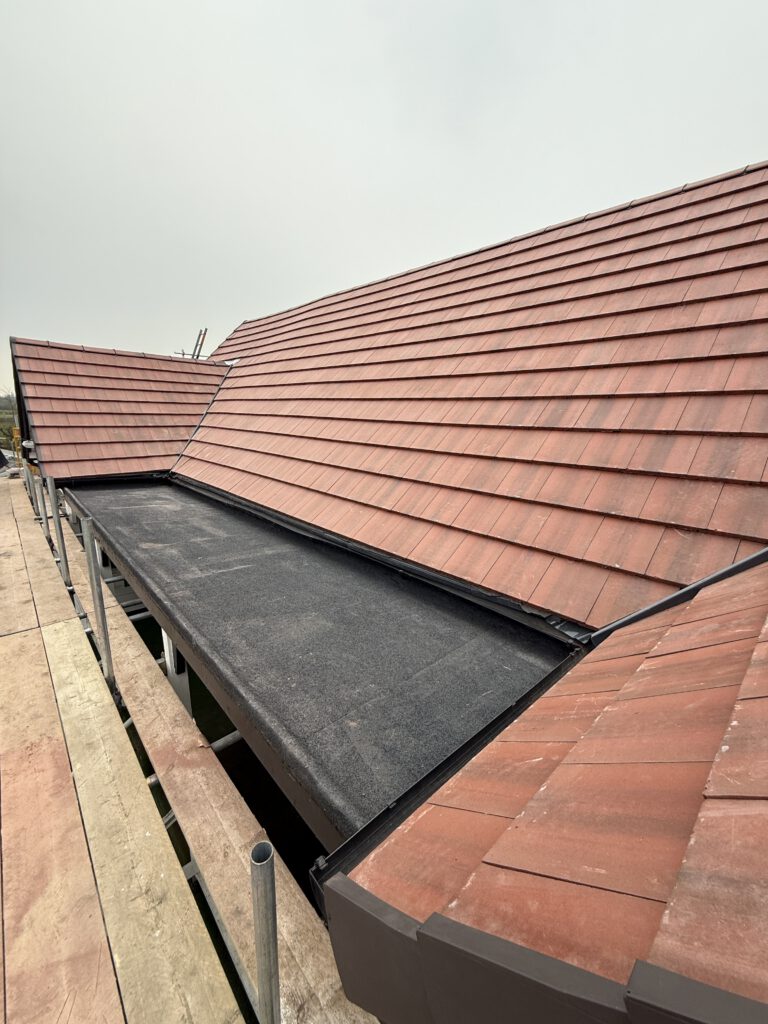 Elevate Midlands Ltd is a trusted, local roofing company led by George Broadway, who brings over 20 years of hands-on experience in the roofing industry. Based near Evesham in Worcestershire, George has built a strong reputation for delivering reliable workmanship, honest advice and high standards on every project.