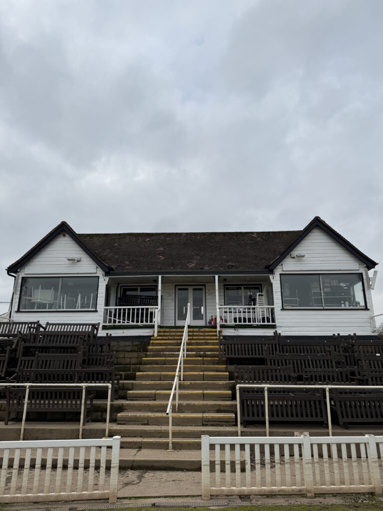 Elevate Midlands Ltd is a trusted, local roofing company led by George Broadway, who brings over 20 years of hands-on experience in the roofing industry. Based near Evesham in Worcestershire, George has built a strong reputation for delivering reliable workmanship, honest advice and high standards on every project.