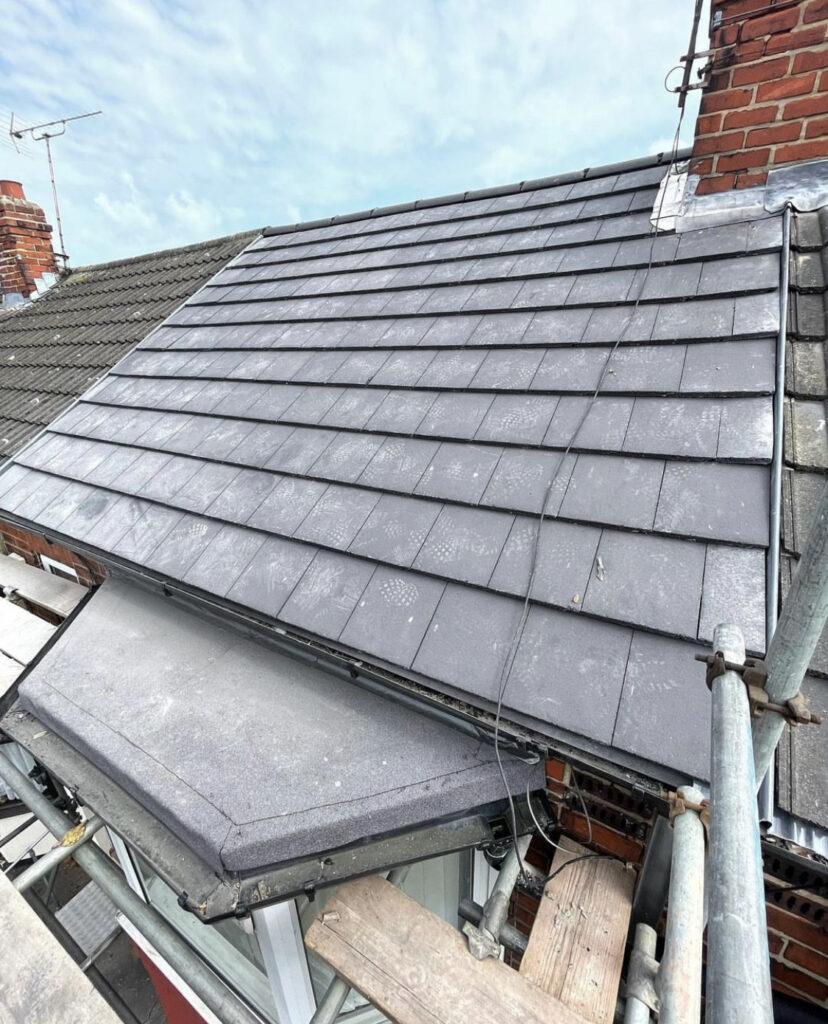 Elevate Midlands Ltd is a trusted, local roofing company led by George Broadway, who brings over 20 years of hands-on experience in the roofing industry. Based near Evesham in Worcestershire, George has built a strong reputation for delivering reliable workmanship, honest advice and high standards on every project.