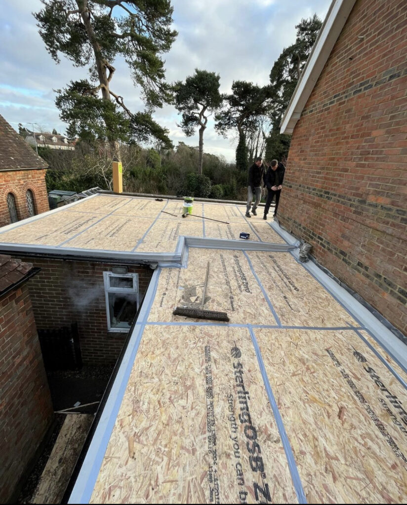 Elevate Midlands Ltd is a trusted, local roofing company led by George Broadway, who brings over 20 years of hands-on experience in the roofing industry. Based near Evesham in Worcestershire, George has built a strong reputation for delivering reliable workmanship, honest advice and high standards on every project.