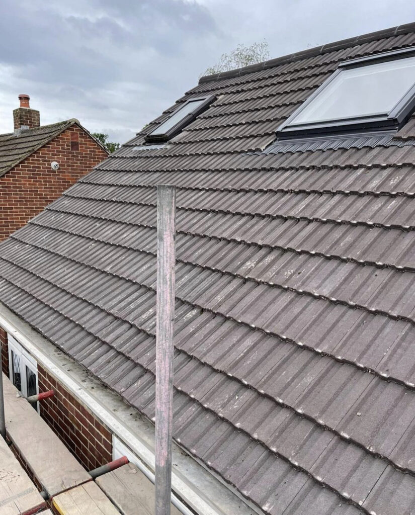 Elevate Midlands Ltd is a trusted, local roofing company led by George Broadway, who brings over 20 years of hands-on experience in the roofing industry. Based near Evesham in Worcestershire, George has built a strong reputation for delivering reliable workmanship, honest advice and high standards on every project.